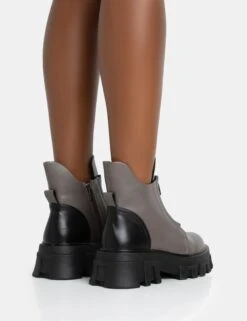 Astra Wide Fit Grey And Black Zip Front Chunky Ankle Boots 7 Astra Wide Fit Grey And Black Zip Front Chunky Ankle Boots -Boots Store 771A5627